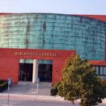 Biblioteca General de la UMA. Acceso principal (foto Francisco Rodríguez Marín)