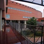 Facultad de Ingeniería en Telecomunicaciones de la UMA. Elementos de intercomunicación interior (foto Rodríguez Marín)